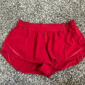 lululemon low rise 2.5 hotty hots